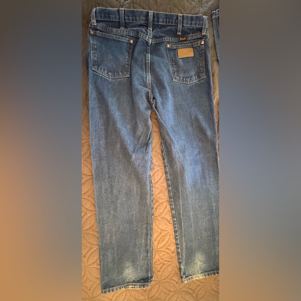 Men's Wrangler Blue Jeans